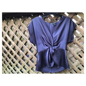 Ann Taylor - V-Neck Short Sleeve Top
